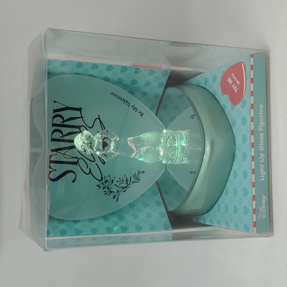 BNIB Disney Princess Light Up Glass Figurine: Jasmine "Starry Eyes" - Picture 4 of 7